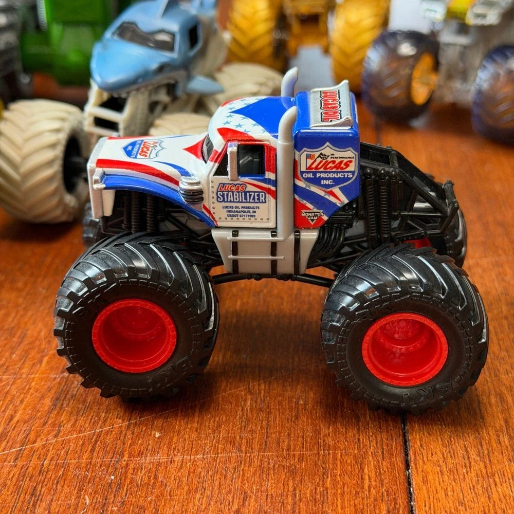 Hot Wheels Monster Jam Truck Lot Grave Digger Bigfoot Max-D El Toro Loco 9pc